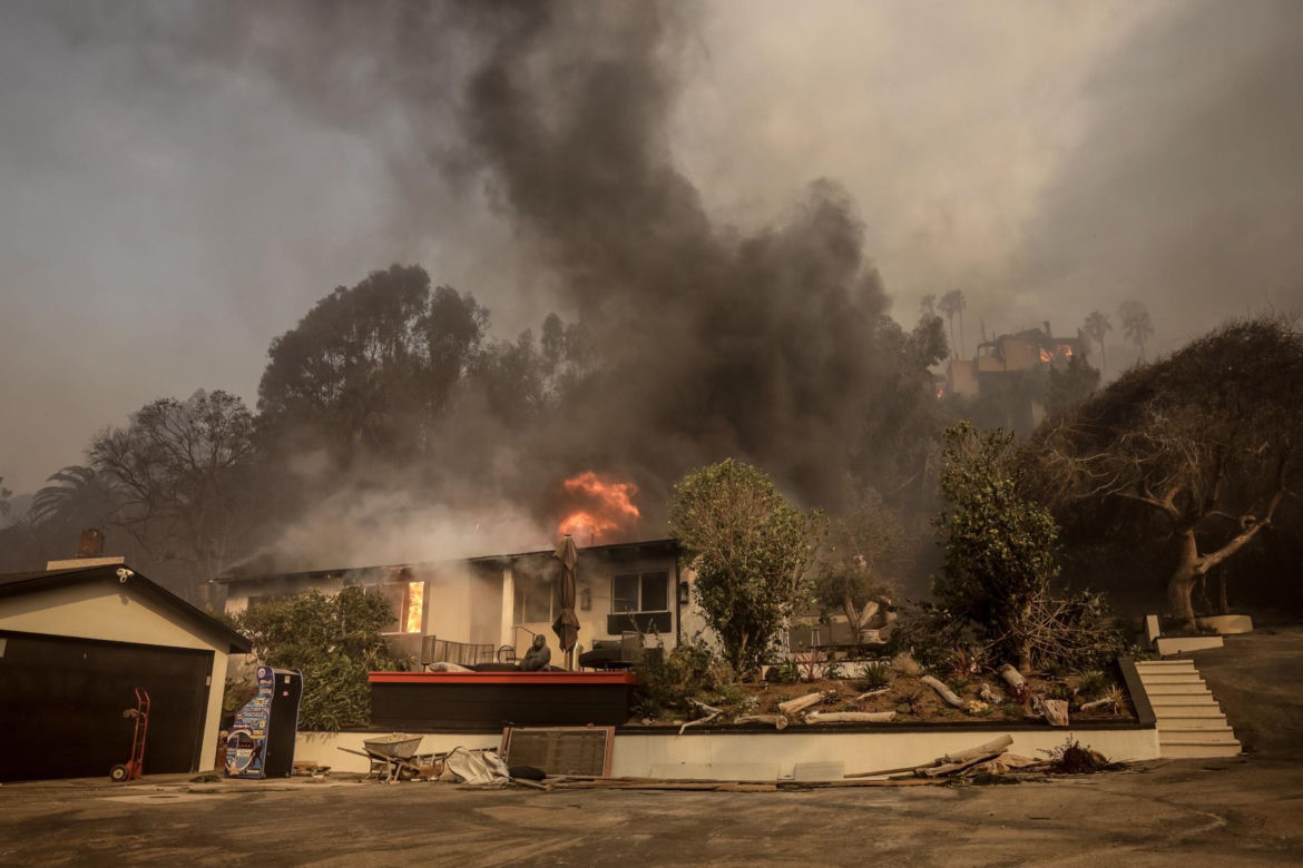  Tak wygląda Los Angeles po pożarze! Wstrząsające zdjęcia z Los Angeles