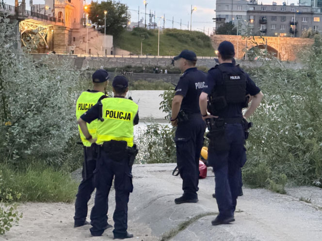 Wyłowili ciało z Wisły