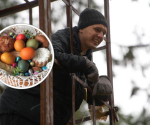 Ksiądz z hitowego show ujawnia, co Polacy zanoszą do święcenia. W koszyczku znalazł się alkohol