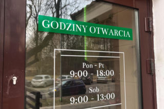 Wiosenne odświeżenie szafy? Stwórz swój wymarzony look w Zielonym Manekinie!