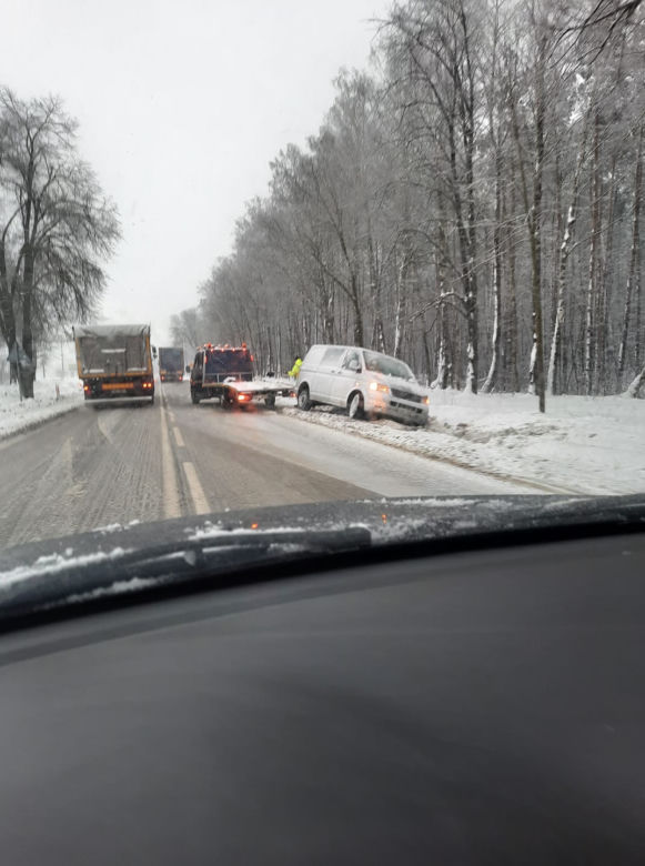 Koszmar na podlaskich drogach 4.02.2021. Zdjęcia internautów z grupy Kolizyjne Podlasie