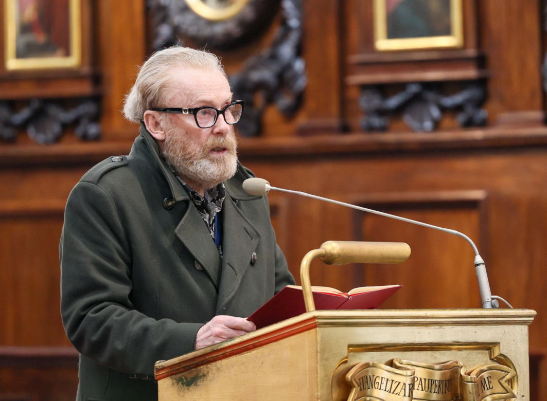 Daniel Olbrychski na pogrzebie Zofii Kucówny