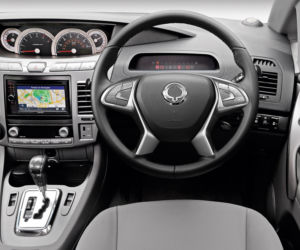SsangYong Rodius lifting 2016