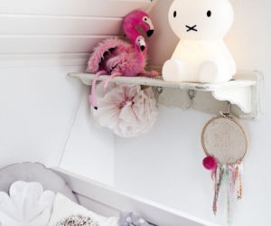 Pastelowy pokój dla dziewczynki: aranżacja w stylu shabby chic