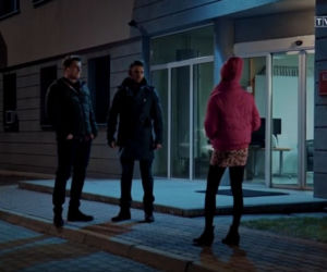 M jak miłość odc. 1522. Ala (Alicja Ostolska), Rafał Stadnicki (Jakub Kucner), Janek (Tomas Kollarik)