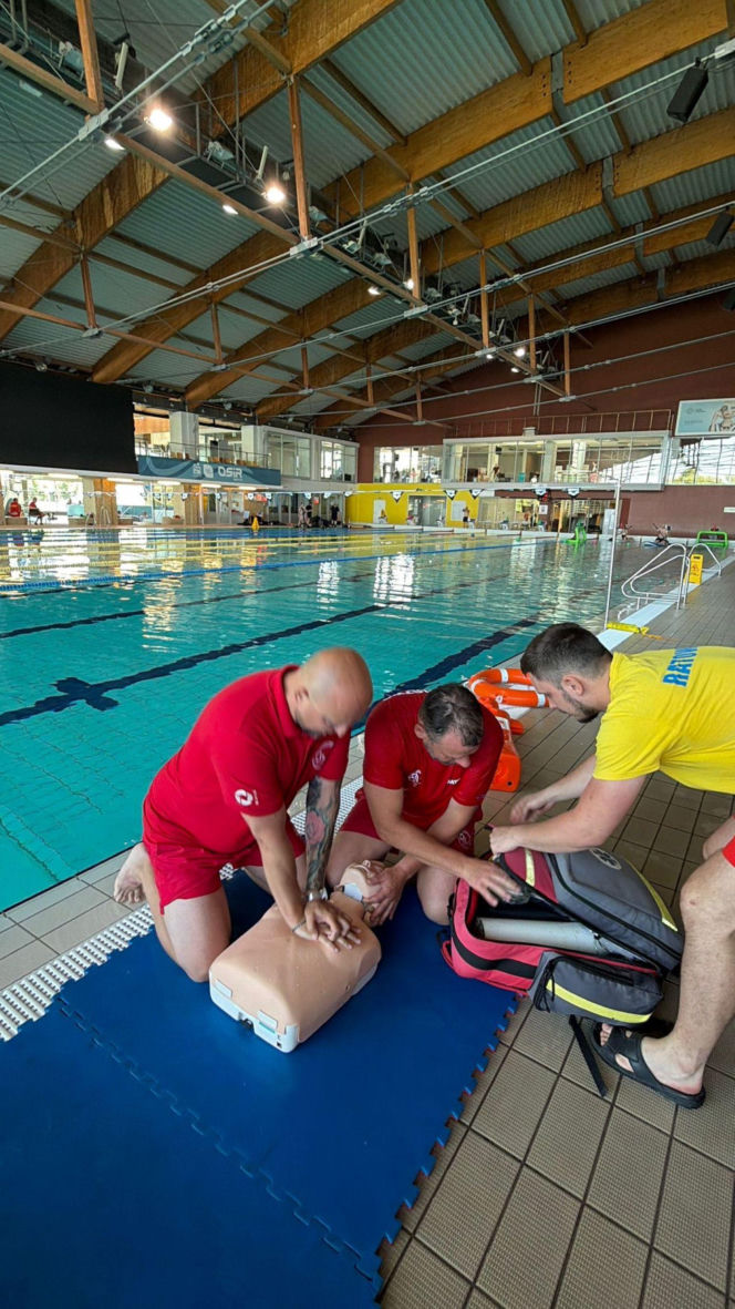 Bezpieczne wakacje wystartowały w Aquasferze!