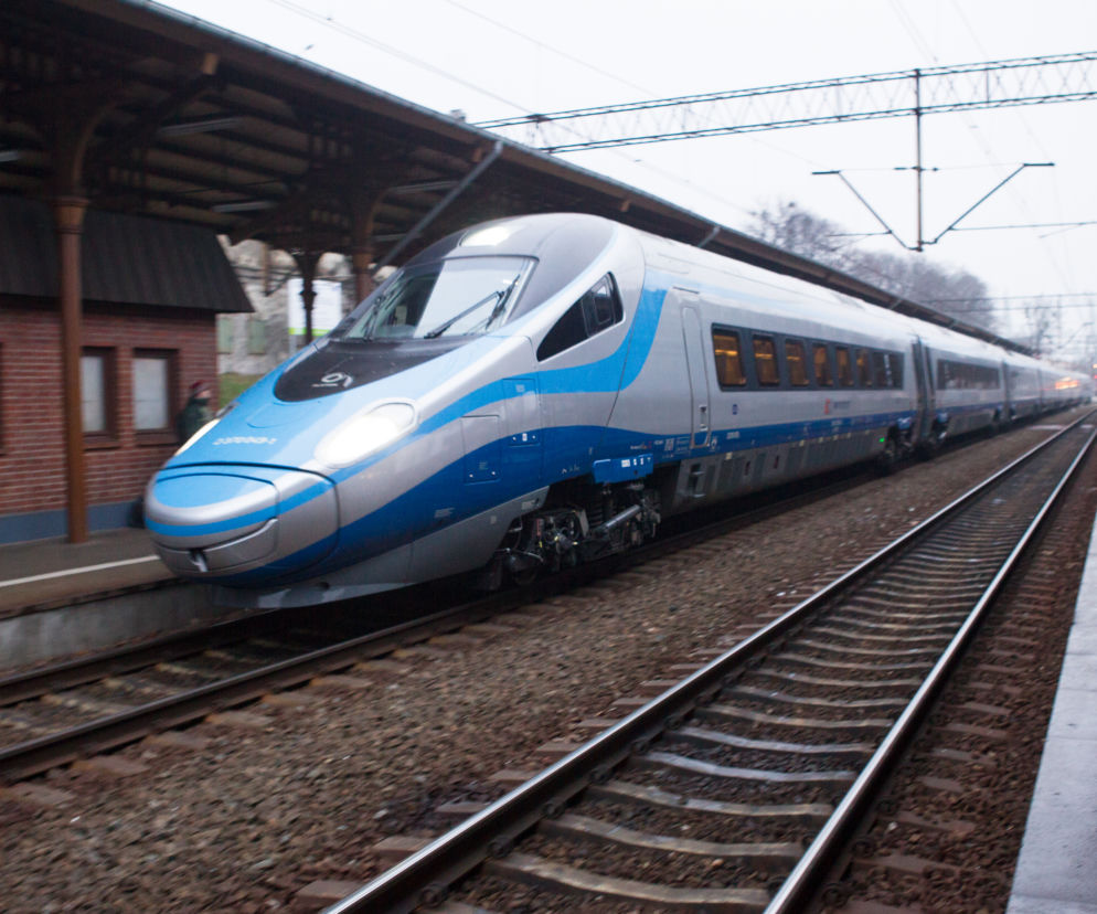 Awantura w Pendolino między dyrektorem a kierownikiem. Pociąg stanął, przyjechało pogotowie