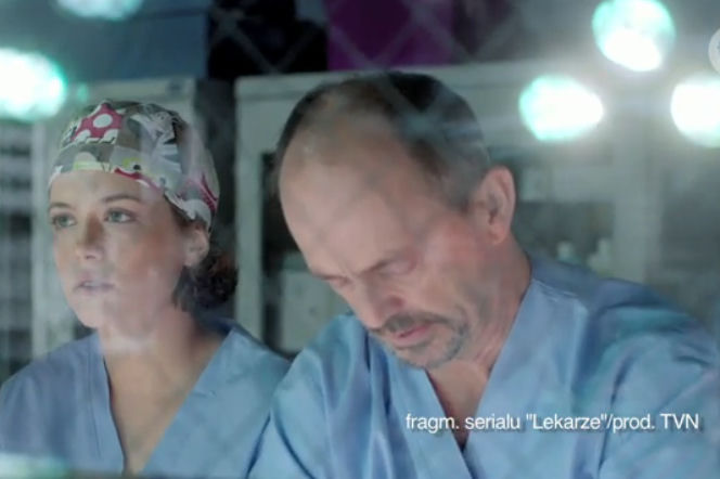Lekarze 4 sezon odcinek 41 (odc. 2). Basia (Aleksandra Hamkało) Leon (Jacek Koman)