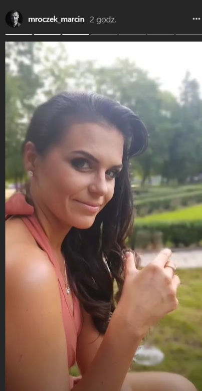 Marlena, żona Marcina Mroczka na ślubie 