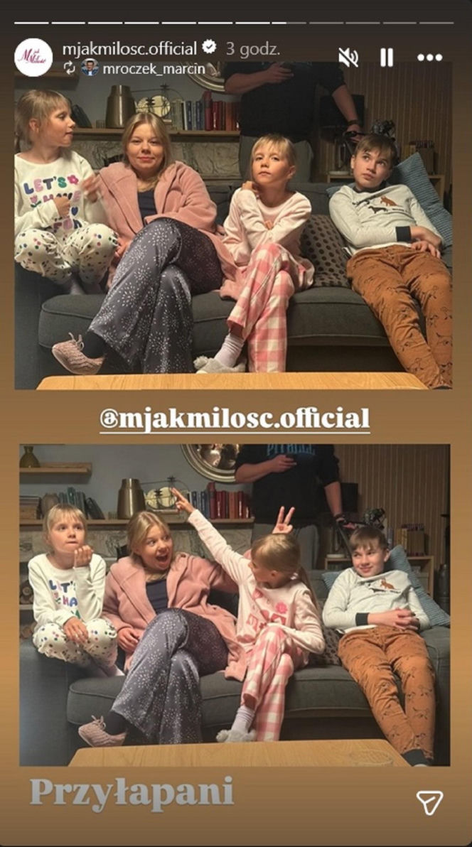 M jak miłość na planie. Lenka (Olga Cybińska), Misiek (Aleksander Bożyk), bliźniaczki