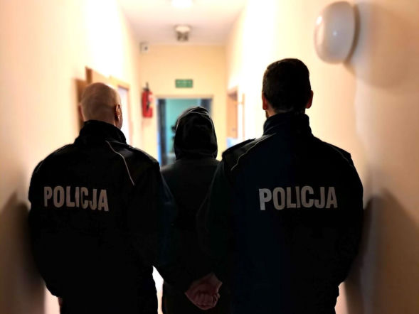 Złodziej działał w trzech województwach. Używał sprytnego kamuflażu na stacjach