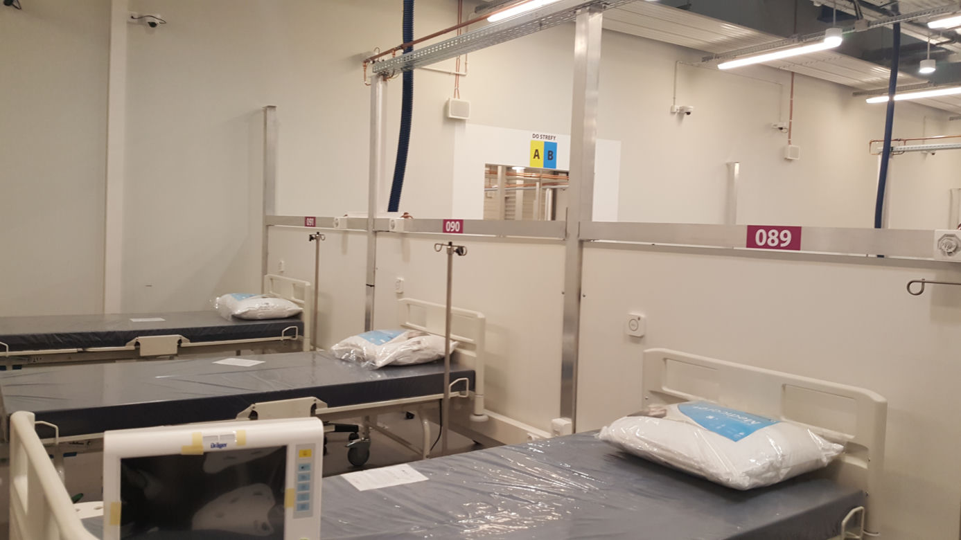 Na lotnisku w Pyrzowicach oddany został do użytku drugi szpital tymczasowy na Śląsku