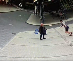 W kilkadziesiąt sekund zabił pana Franciszka. Wstrząsający film z targu w Rawie Mazowieckiej