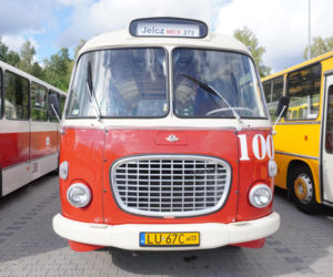 Kultowe autobusy opanowały Starachowice! Ruszył III Zlot i świętowanie 70-lecia komunikacji