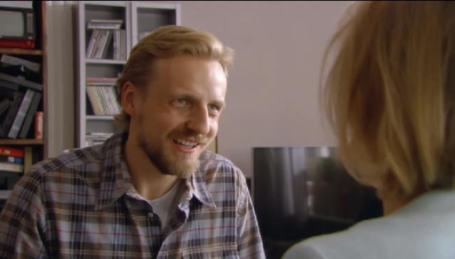 O mnie się nie martw odc. 6. Iga (Joanna Kulig), Krzysiek (Paweł Domagała)