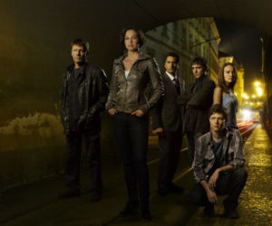 „Missing: Zaginiony”. Rebecca Winstone (Ashley Judd), Paul (Sean Bean), Michael (Nick Eversman)