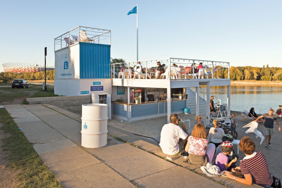 Klub Pomost 511 nad Wisłą w Warszawie