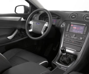 Ford Mondeo Ambiente hatchback model 2011