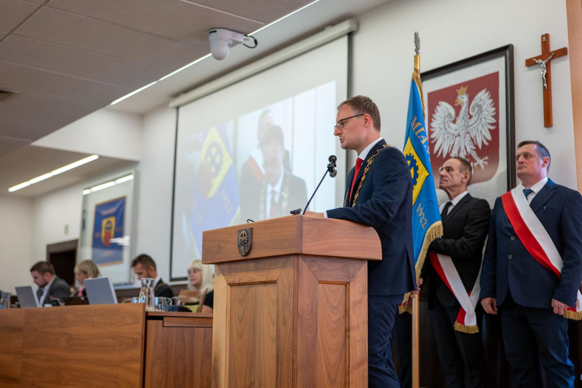 Zaprzysiężenie nowego prezydenta Zabrza. Kamil Żbikowski złożył ślubowanie i zwrócił się do mieszkańców