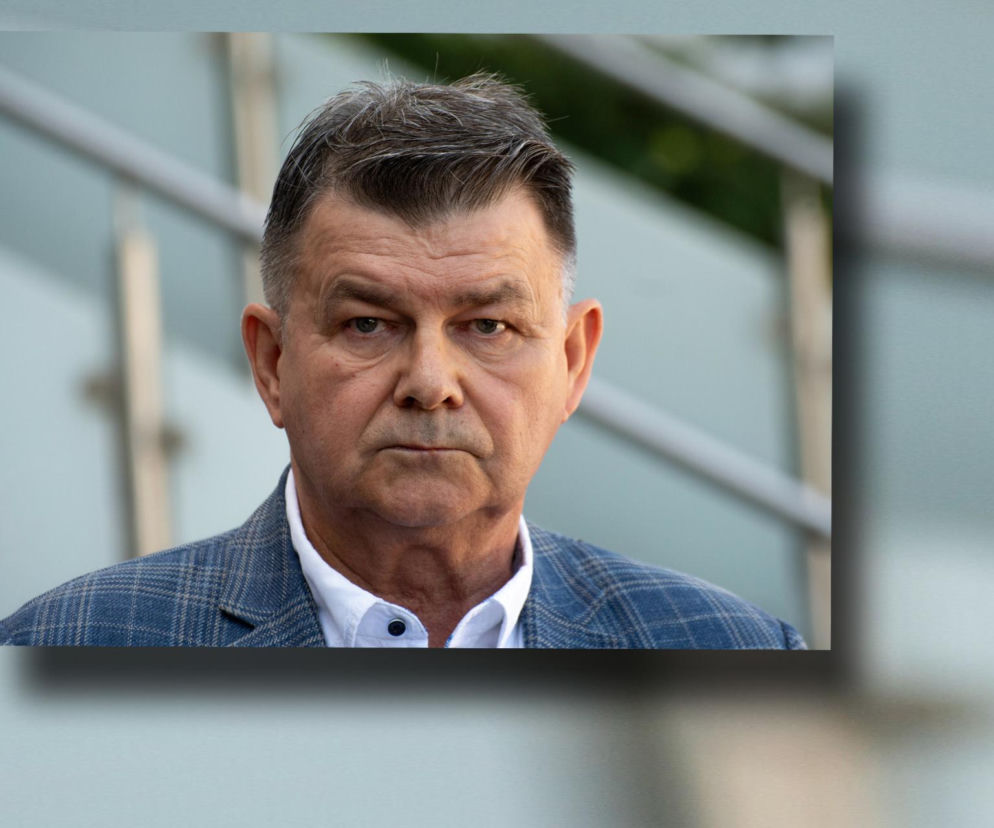 Portret posła PiS Jerzego Materny w niebieskiej marynarce w kratę. O jego wypowiedzi przeczytasz na SE Polityka.