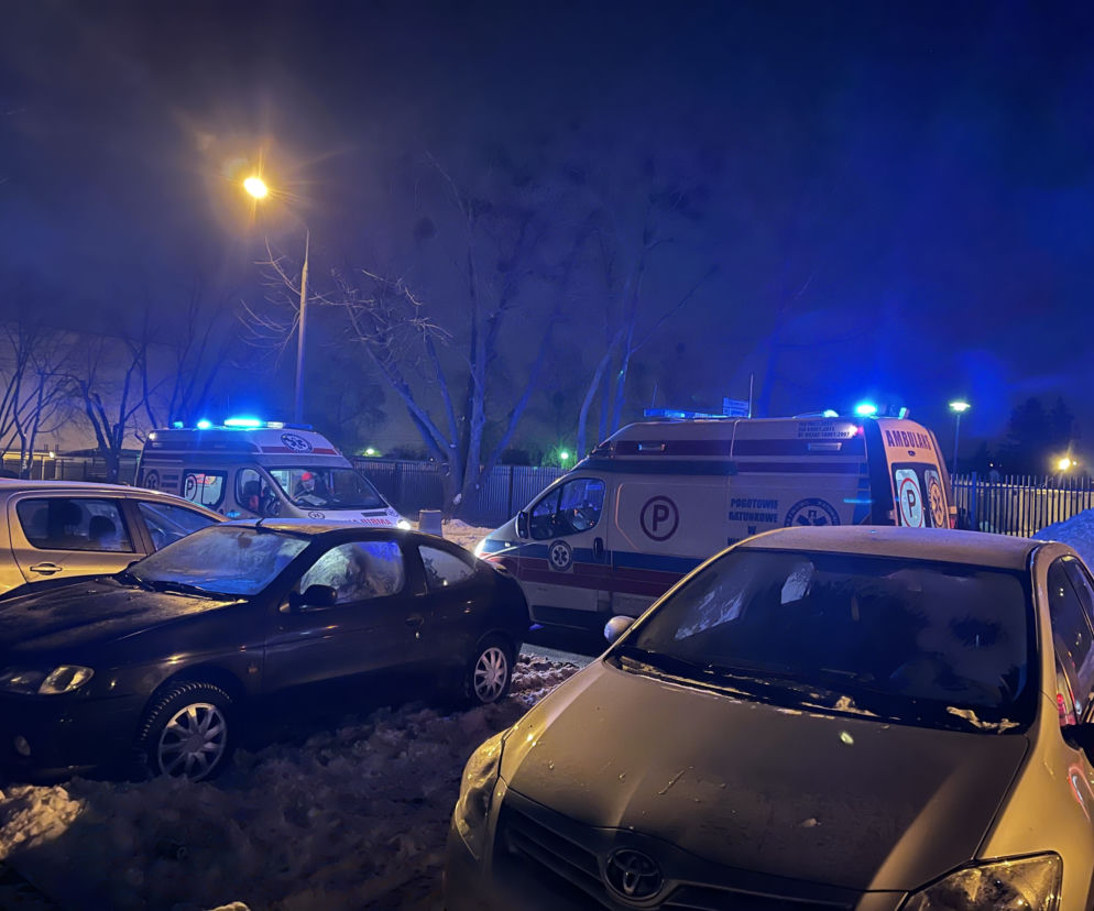 Autobus miejski potrącił dwie osoby w Ursusie
