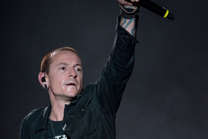 Chester Bennington 2017 - emocjonalne zdjęcia. Czy coś zwiastowało tragedię?