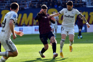 Legia Warszawa - Pogoń Szczecin SKRÓT MECZU. Przegrana i sporo kontrowersji