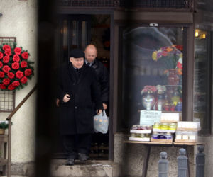 Jarosław Kaczyński na zakupach