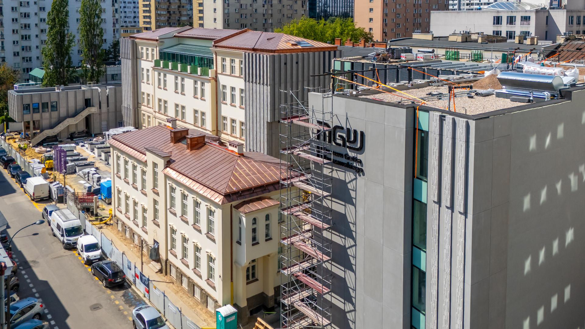Dachy Muzeum Getta Warszawskiego już gotowe