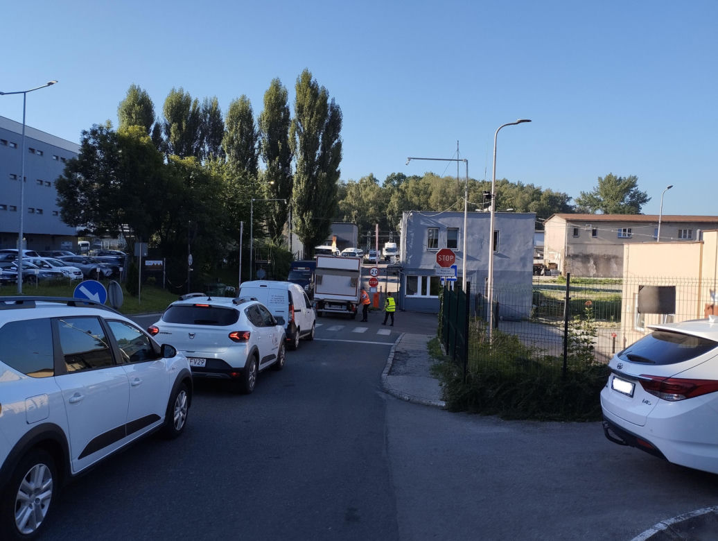 Dramat w kopalni Knurów-Szczygłowice! Górnik uwięziony 850 metrów pod ziemią