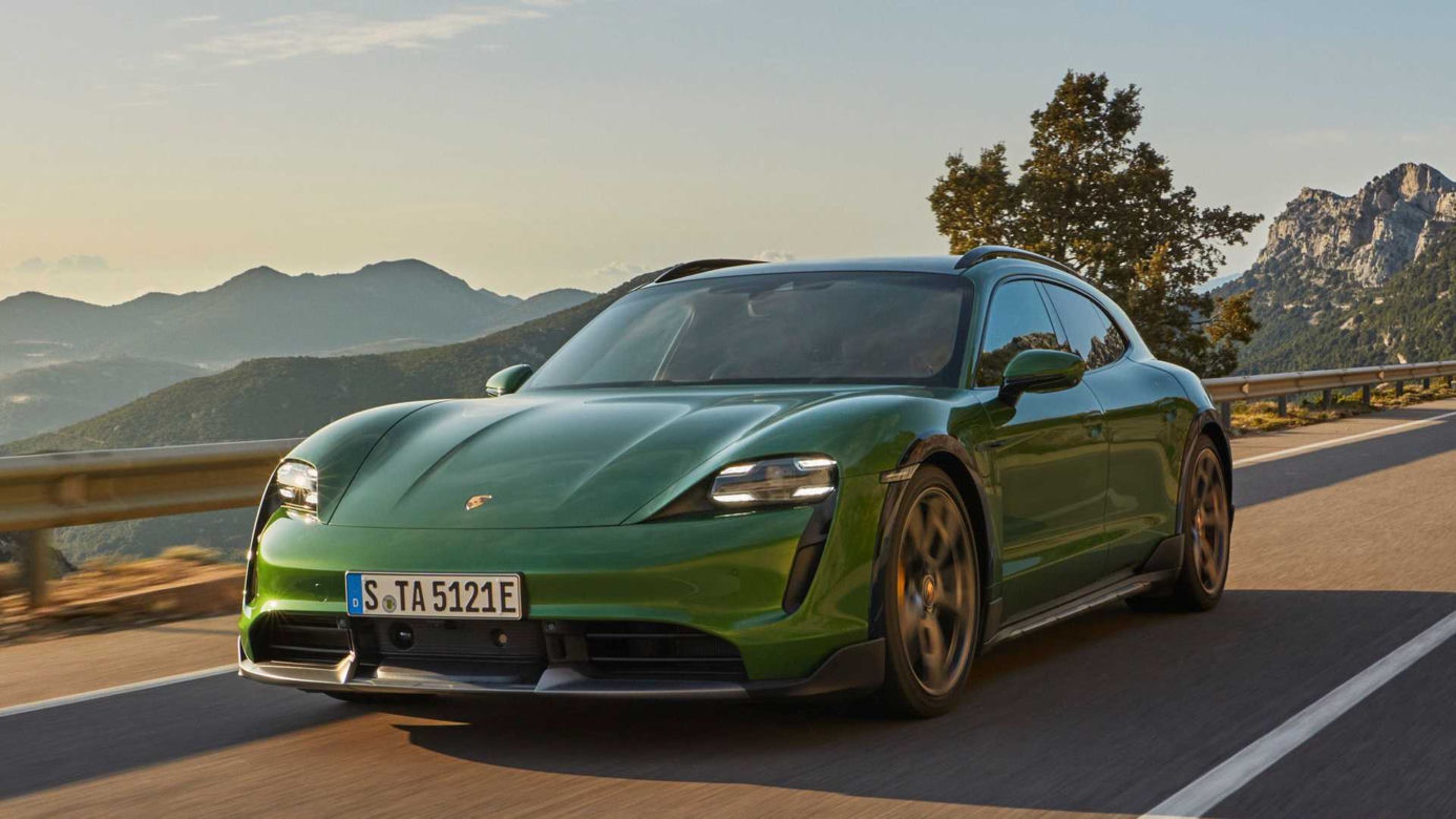 Porsche Taycan Cross Turismo