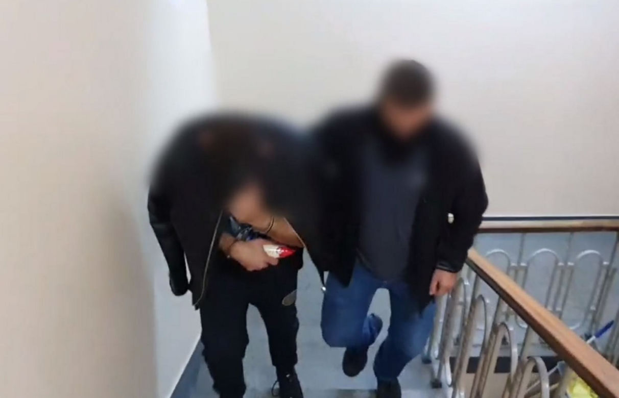 Sensacyjne zatrzymanie na A2. Nagle policjanci wyciągnęli broń