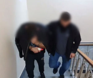 Sensacyjne zatrzymanie na A2. Nagle policjanci wyciągnęli broń