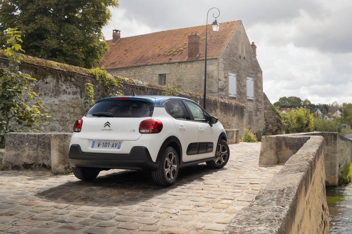 (2020) Citroen C3 PureTech 1.2 110 KM MT6 Shine