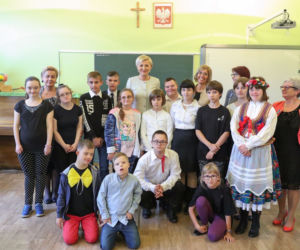 Agata Duda wśród chorych dzieci. Wzruszające zdjęcia pierwszej damy [ZOBACZ]