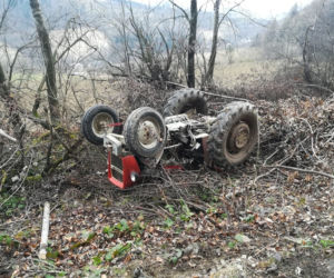 TRAGEDIA pod Limanową. Nie żyje mężczyzna przygnieciony przez ciągnik 