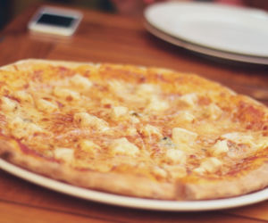 Gdzie zjeść pizzę w Warszawie? Zobacz TOP 10 najpyszniejszych pizzerii!