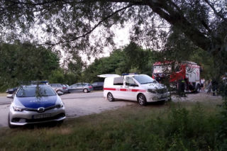 Koszmarny wypadek na Zakrzówku. Nastolatkowie skoczyli do wody ze skały