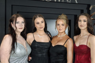 Zobacz niesamowite zdjęcia ze studniówki „Baczyńskiego” w Starachowicach