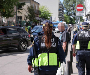 Strażnicy Miejscy poszukiwani, do obsadzenia 142 etaty. Ile można zarobić? Stawki mogą zaskoczyć