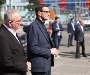Premier Mateusz Morawiecki przed kopalnią w Zofiówce [GALERIA]