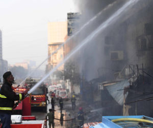 Pakistan/ Co najmniej 11 ofiar śmiertelnych pożaru w centrum handlowym w Karaczi