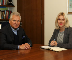 Aleksander Kwaśniewski: Afery KNF nie da się zamieść pod dywan