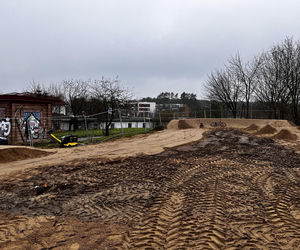 Nowa inwestycja w Olsztynie. Prace już ruszyły. Mieszkańcy zyskają nowe miejsce rekreacji sportowej