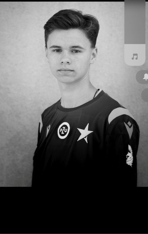 Mateusz nie doczekał studniówki. Piękny gest kolegów z klasy i nauczycieli