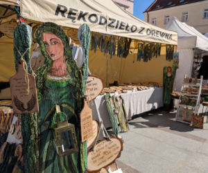 Folklor, rękodzieło i regionalne smaki w sercu Tarnowa. Rozpoczął się Jarmark Kaziukowy