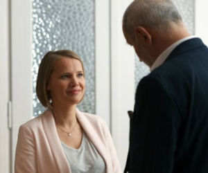 O mnie się nie martw 4 sezon. Iga (Joanna Kulig), Marek Kaszuba (Krzysztof Stelmaszyk)