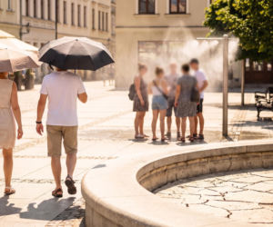 Ostrzeżenia IMGW przed upałami dla Polski. Gdzie pogoda uderzy z największą siłą?