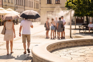 Ostrzeżenia IMGW przed upałami dla Polski. Gdzie pogoda uderzy z największą siłą?