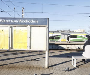 Warszawa. Wojsko na stacjach kolejowych